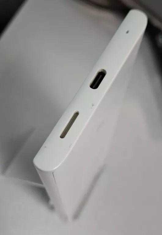 telefon-sony-g3311-2-gb16-gb-typ-smartfon