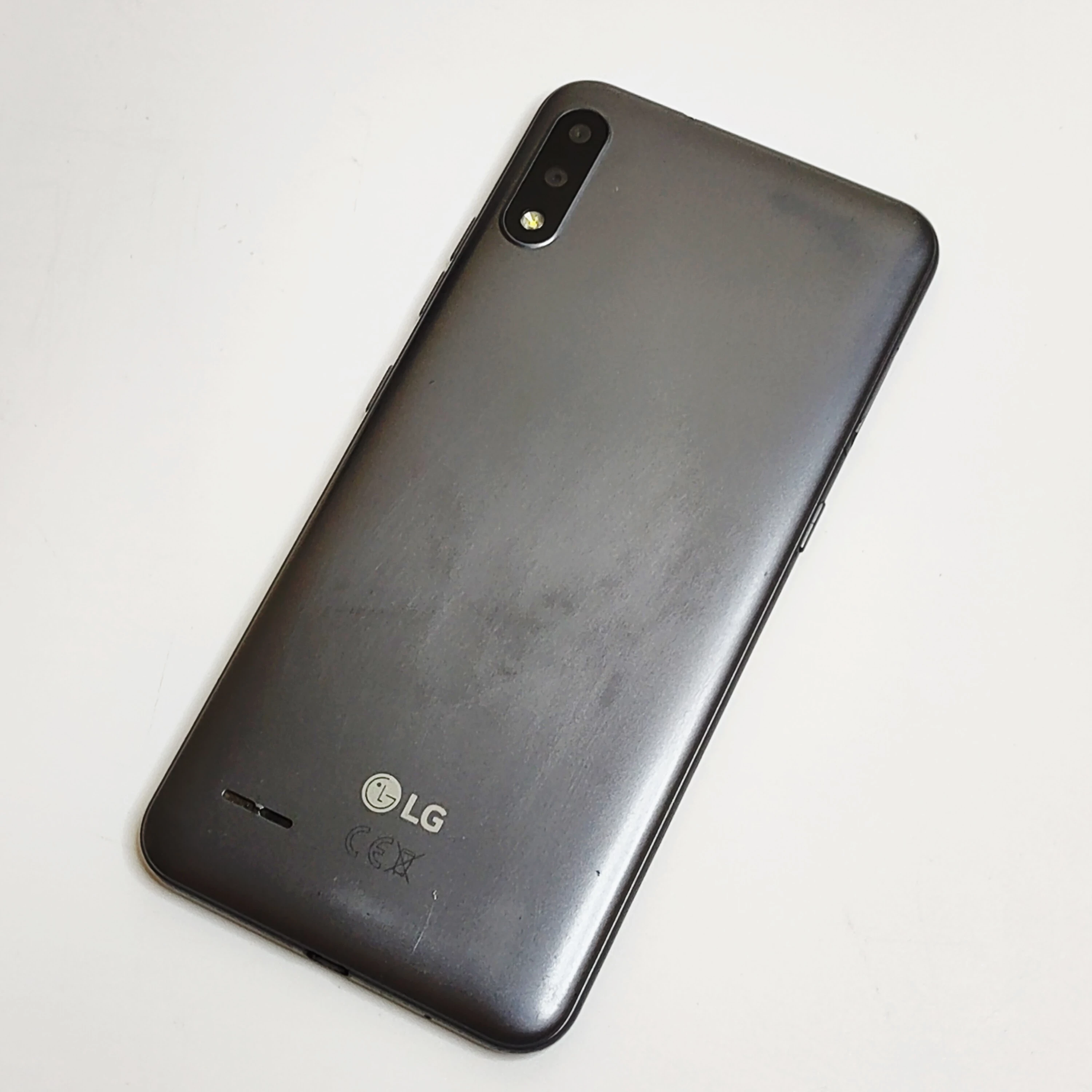 telefon-smartfon-lg-k22-ean-gtin-8806087046489