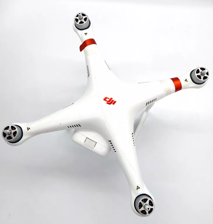 dron-dji-phantom-3-standard-pudelko-marka-dji