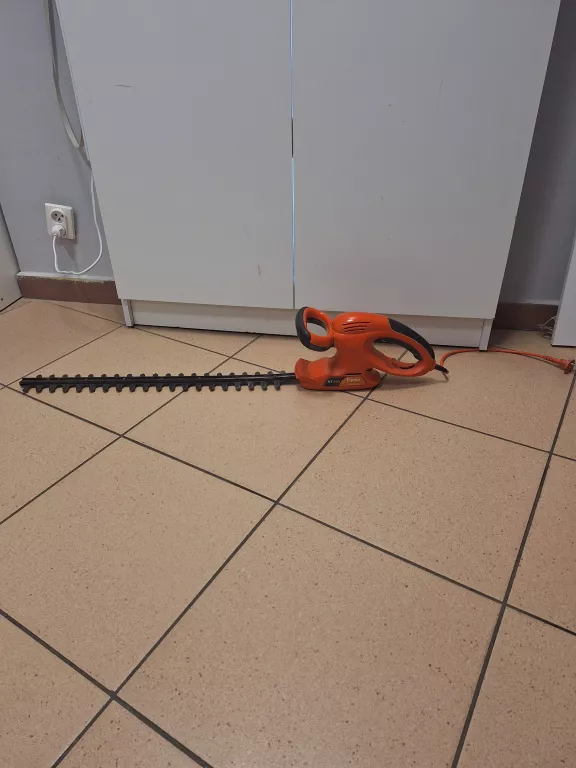 NOŻYCE DO ŻYWOPŁOTU FLYMO HT 450