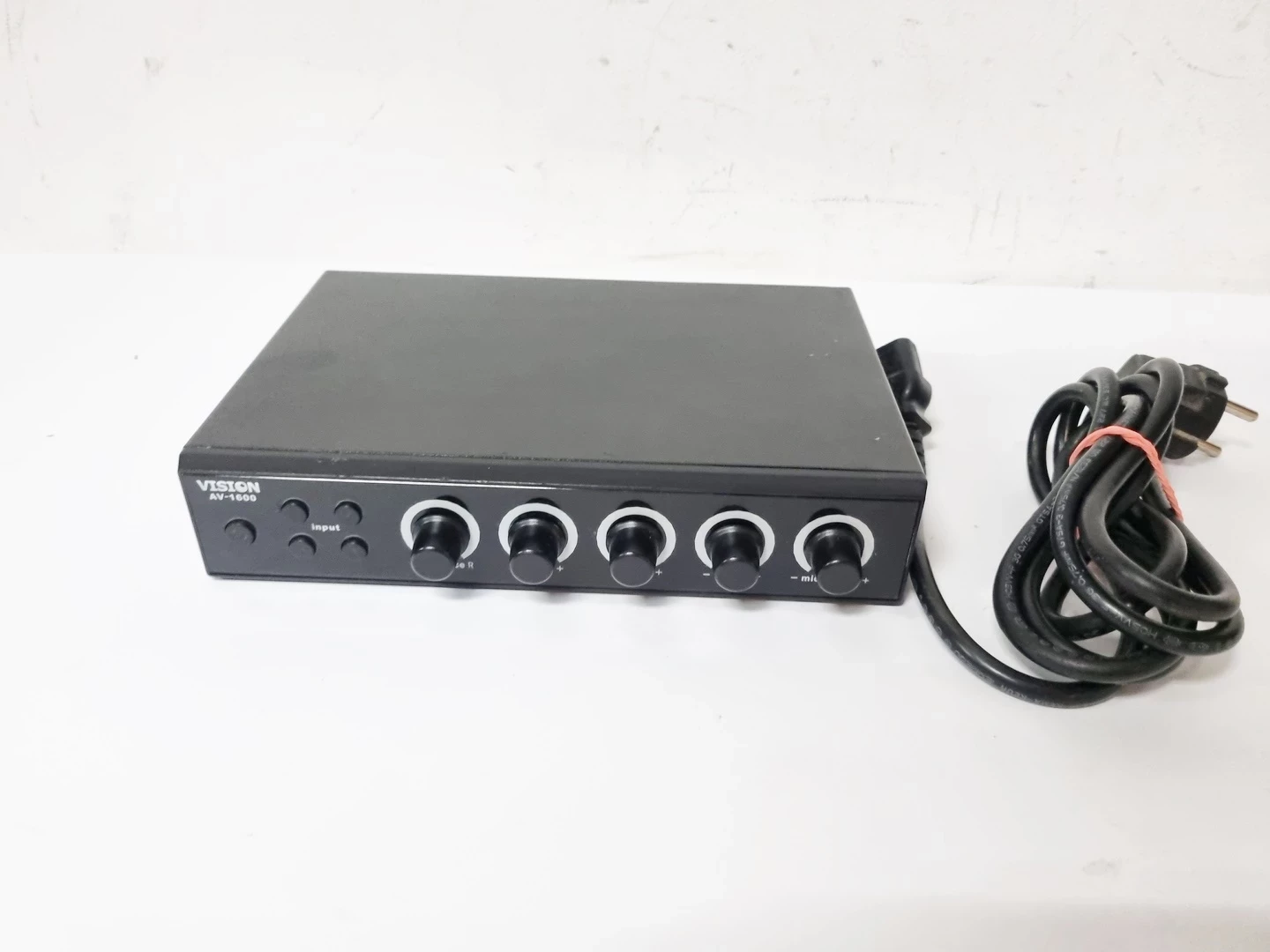 wzmacniacz-cyfrowy-vision-av-1600-spoldzielcza-13-sj-starachowice