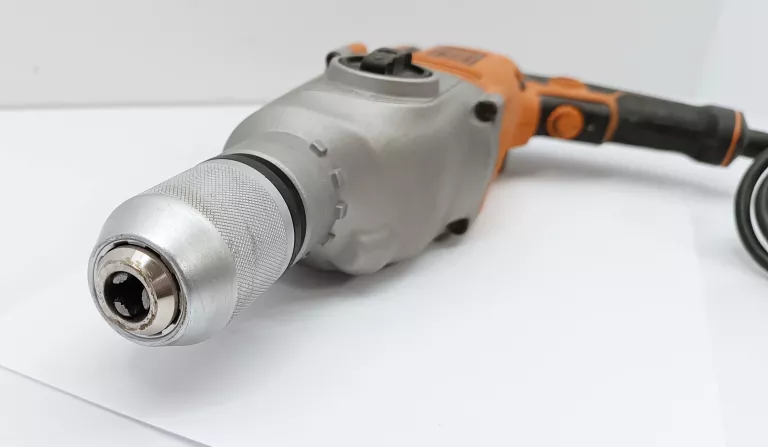 WIERTARKA UDAROWA BLACK&DECKER KR1102K