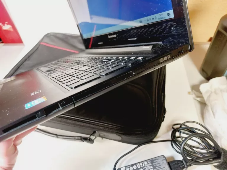 LAPTOP LENOVO G50 4GB 500GB WIN 10 HOME INTEL CELERON ZASILACZ , TORBA