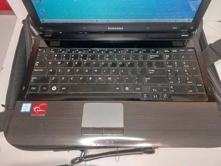 LAPTOP SAMSUNG R540 8GB/120GB/INTEL CORE I5 ZASILACZ TORBA