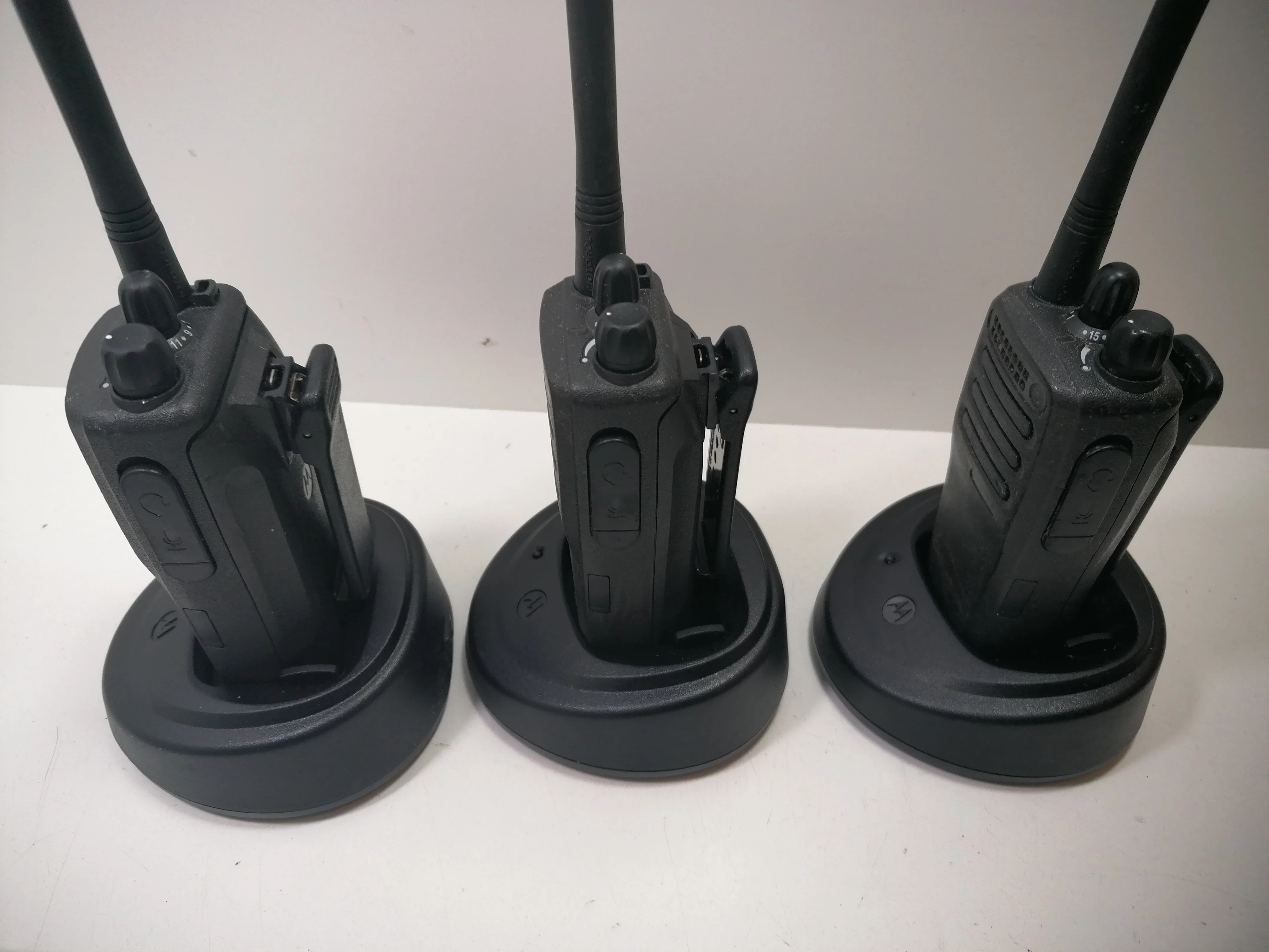 zestaw-radio-telefon-motorola-dp1400-kod-producenta-mdh01jdc9jc2an