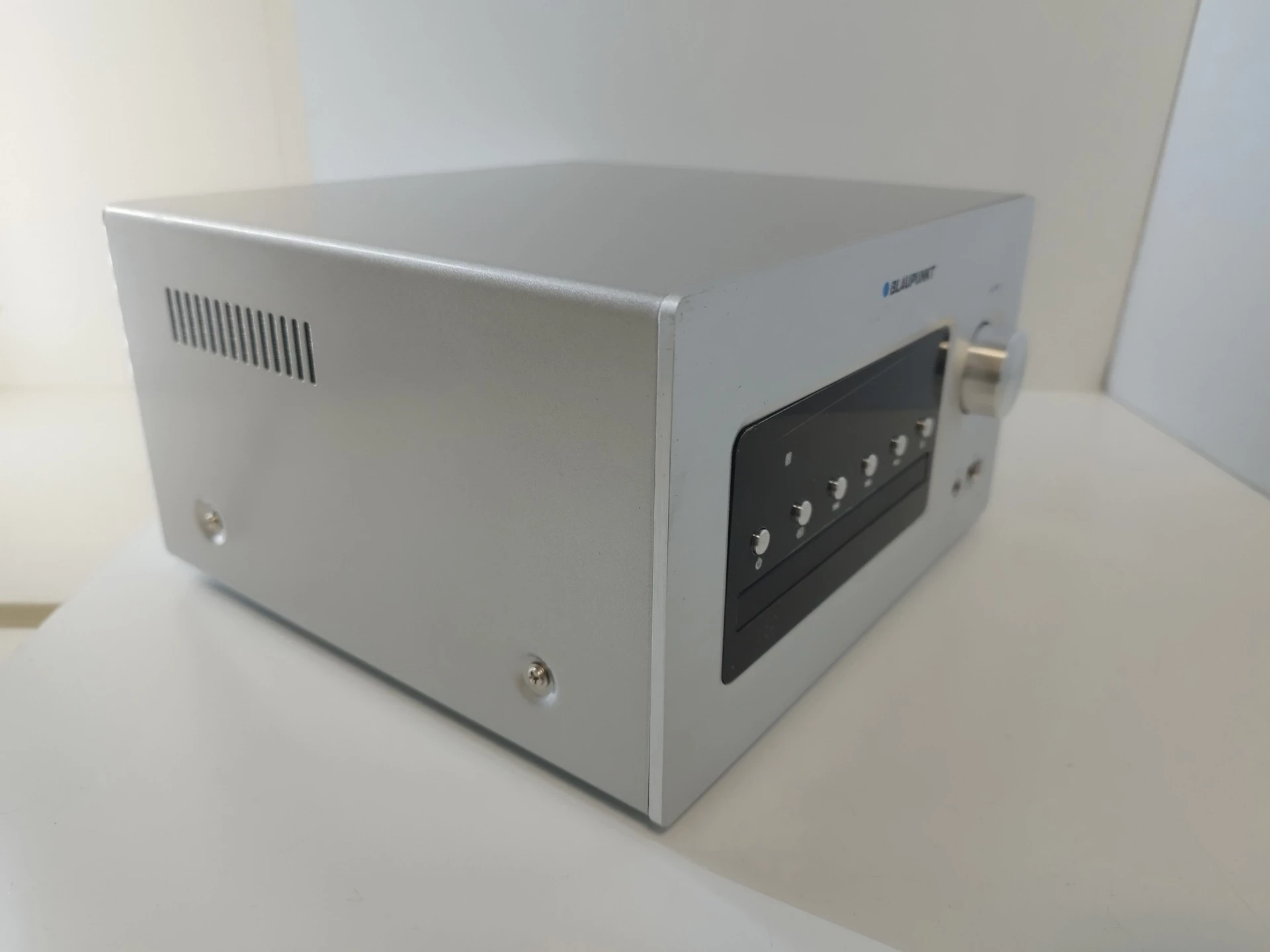 wieza-blaupunkt-ms70bt-mikrowieza-z-bluetooth-i-odtwarzaczem-cdusb-stan-uzywany