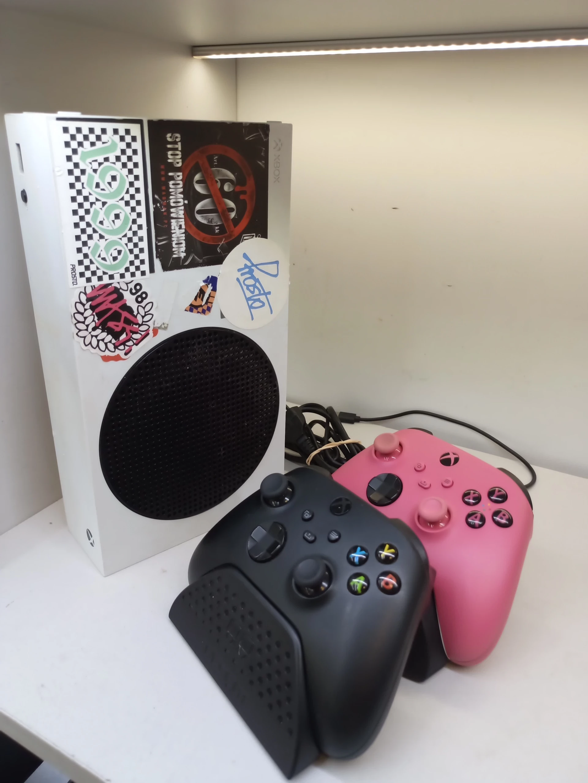 konsola-xbox-series-s-2x-pad-ladowarka-okrzei-8-bystrzyca-klodzka