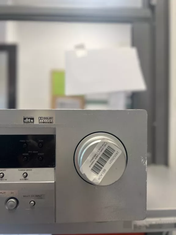 amplituner-yamaha-htr-5930-51-srebrny-kolor-718-2