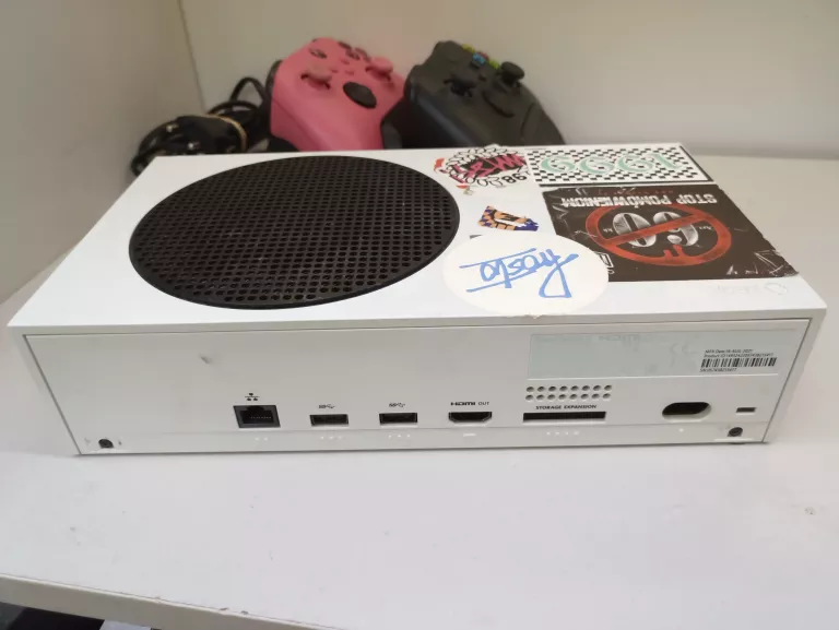 konsola-xbox-series-s-2x-pad-ladowarka-ean-gtin-889842651409