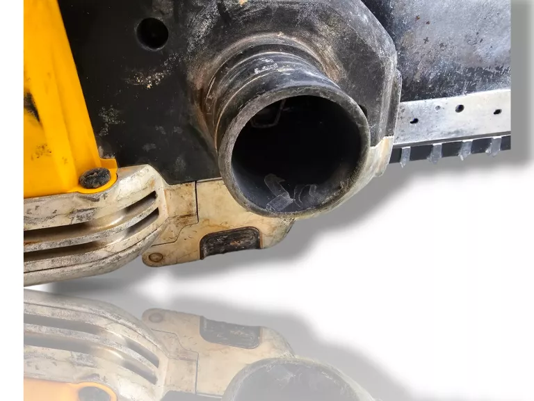 PIŁA DO PUSTAKÓW DEWALT DWE 397-Q5 USZKODZONA