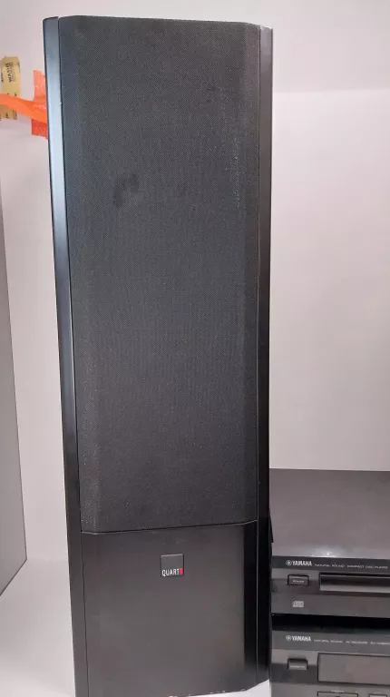 kino-domowe-yamaha-amplituner-2-glosniki-kolor-czarny