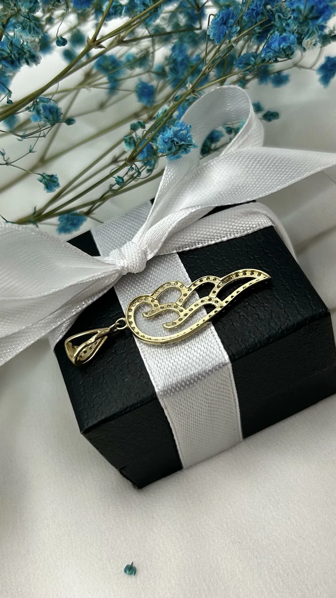 sliczna-zlota-zawieszka-skrzydlo-z-cyrkoniami-187585-material-15835-2