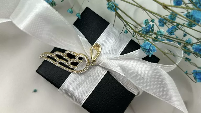 sliczna-zlota-zawieszka-skrzydlo-z-cyrkoniami-187585-rodzaj-2205-2