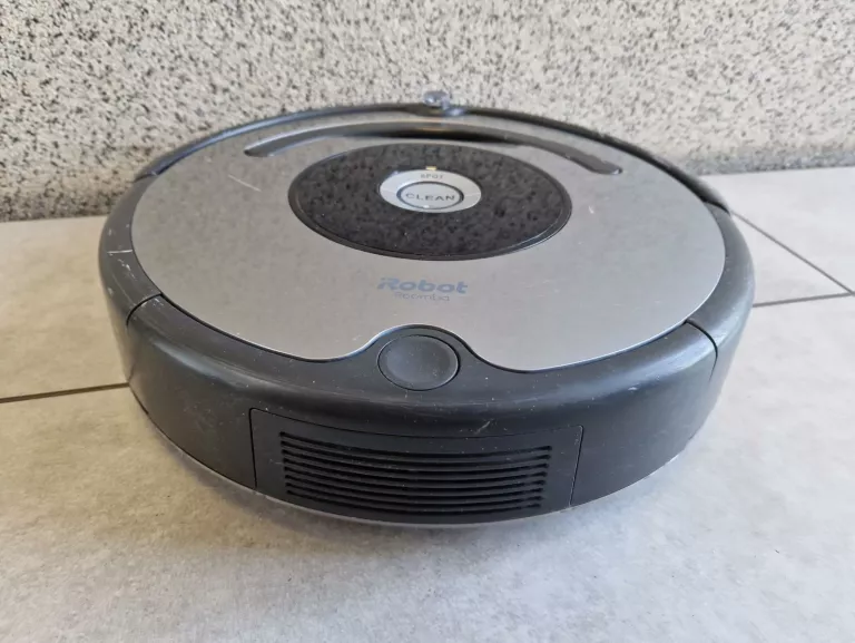 ROBOT SPRZĄTAJĄCY IROBOT ROOMBA 616 + STACJA
