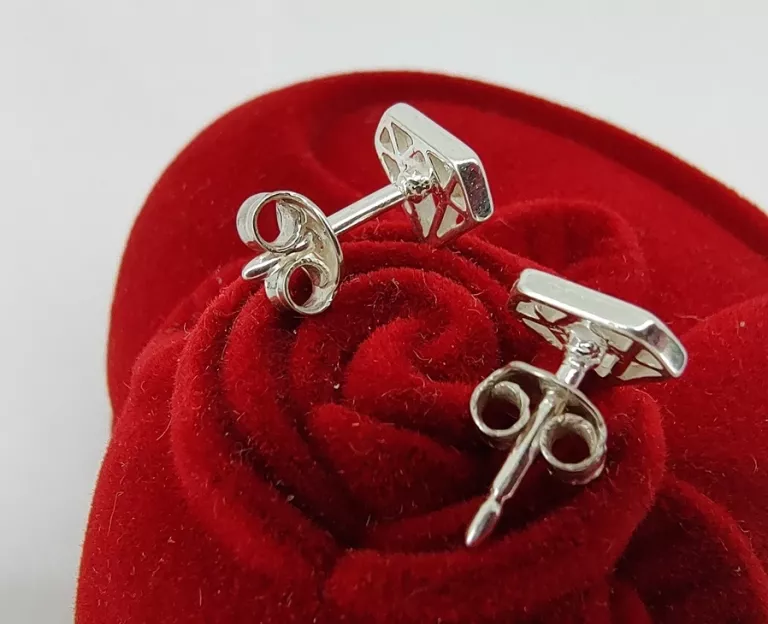 SREBRNE KOLCZYKI DIAMENCIKI P.925 SZTYFT