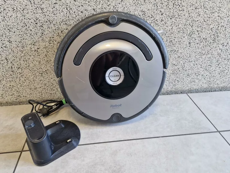 ROBOT SPRZĄTAJĄCY IROBOT ROOMBA 616 + STACJA