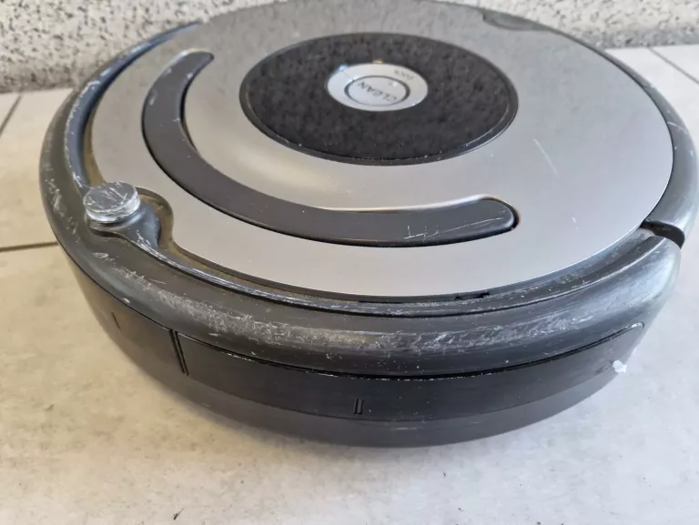 ROBOT SPRZĄTAJĄCY IROBOT ROOMBA 616 + STACJA