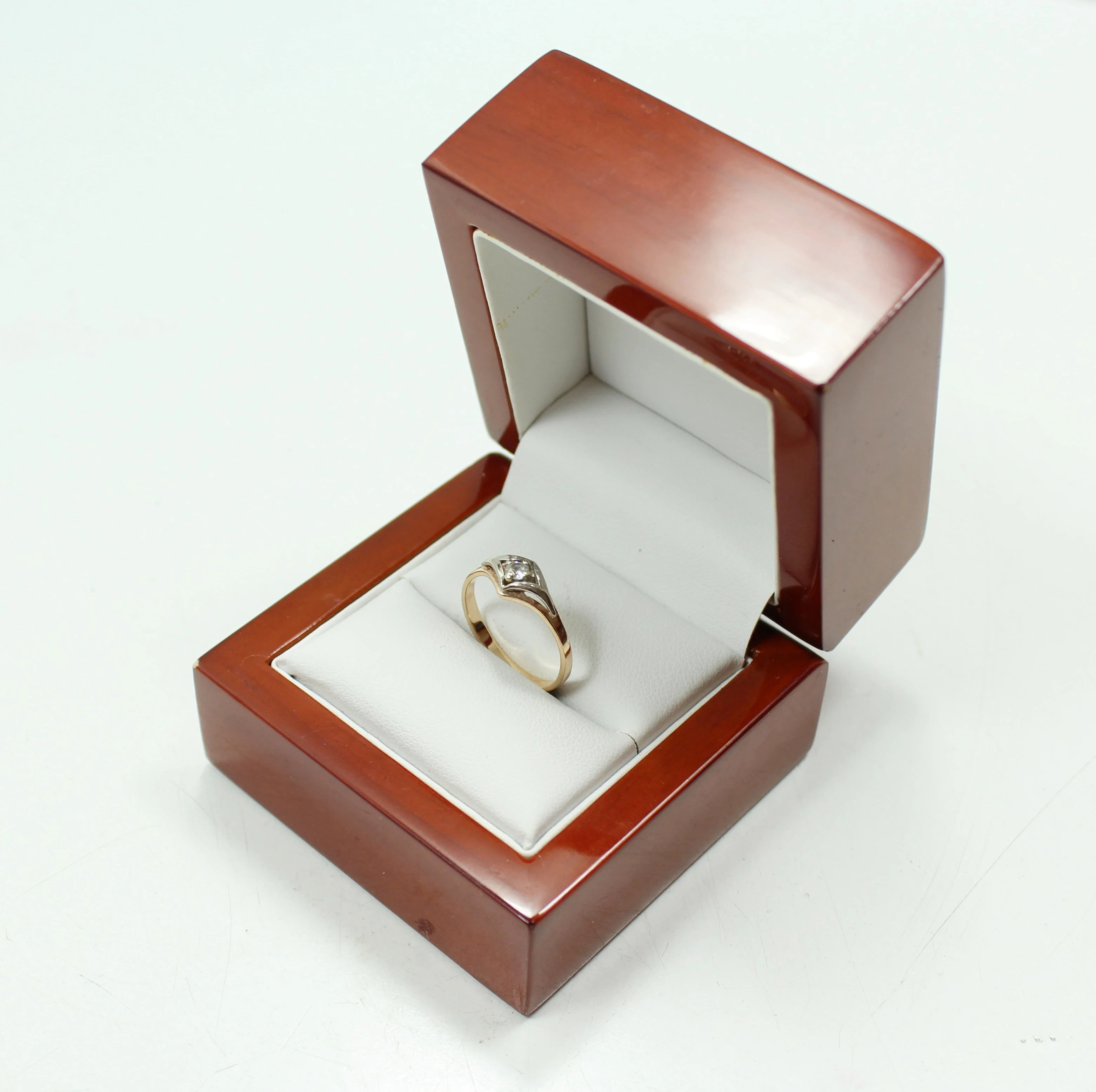 zloty-pierscionek-p585-w169-r13-ean-gtin-5900025391631