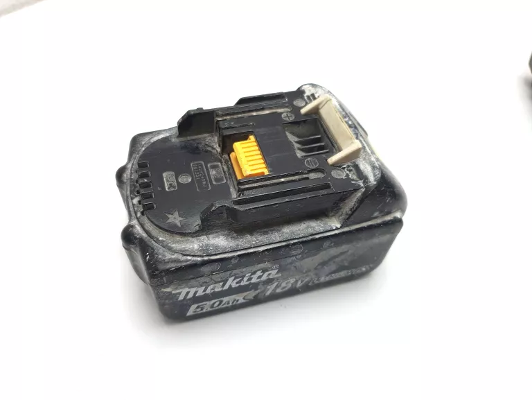 ŁADOWARKA MAKITA DC18RA Z BATERIĄ 5AH
