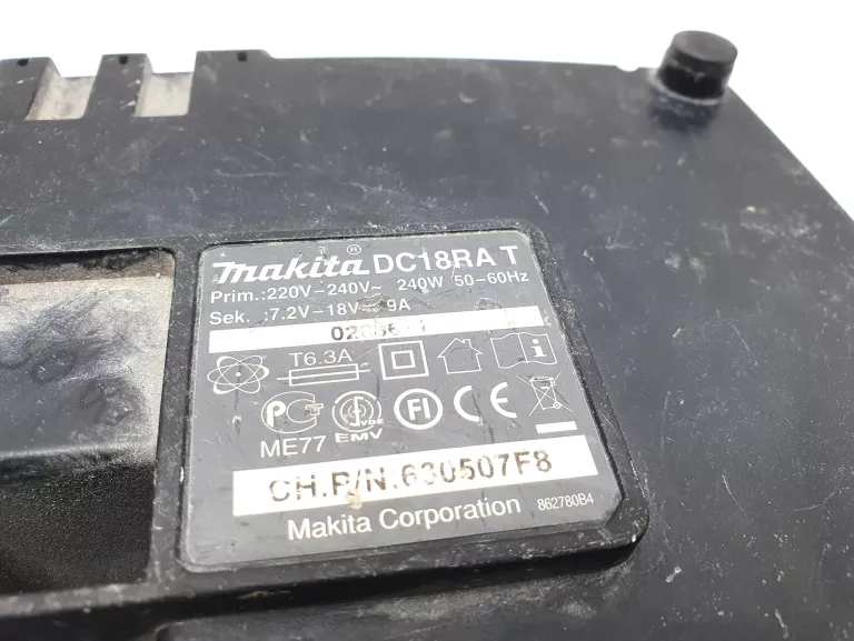 ŁADOWARKA MAKITA DC18RA Z BATERIĄ 5AH