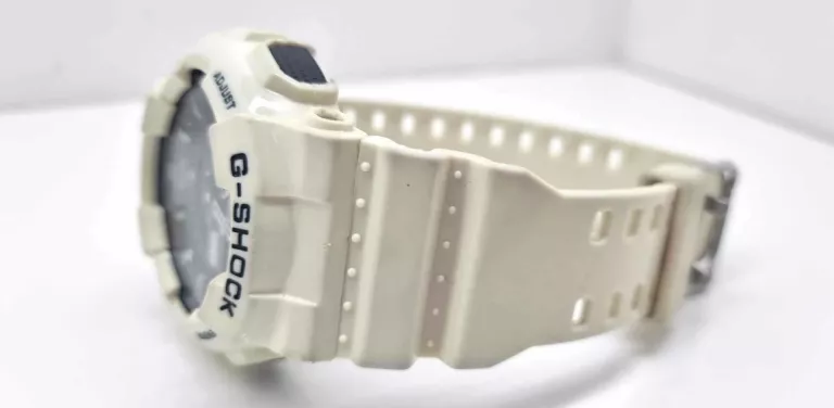 CASIO G SHOCK GA-110A