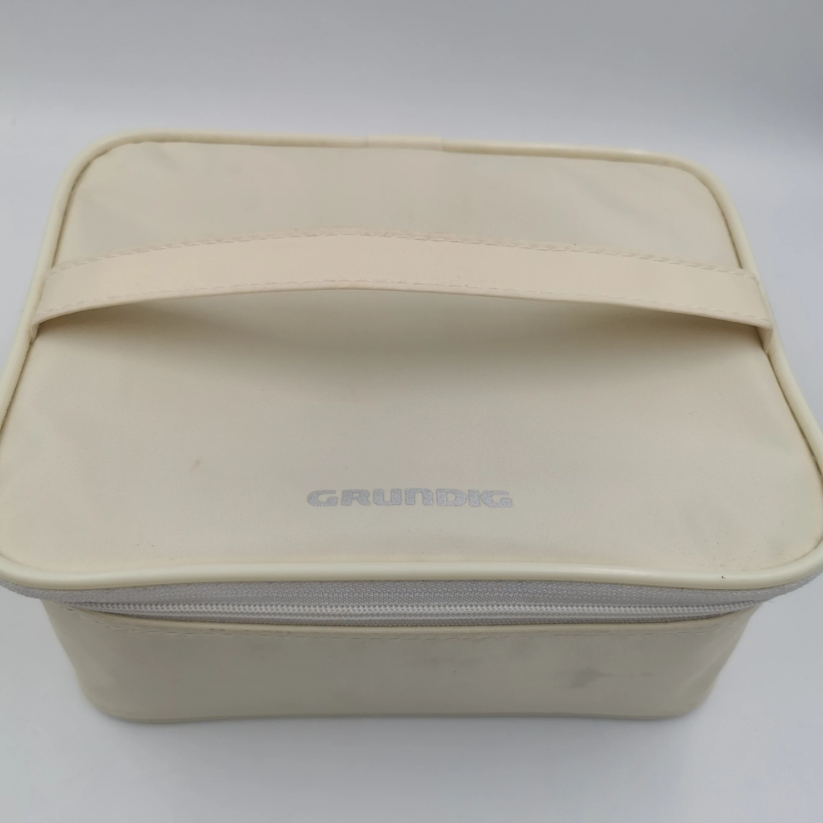 suszarka-grundig-premium-line-gml-8300-moc-60000