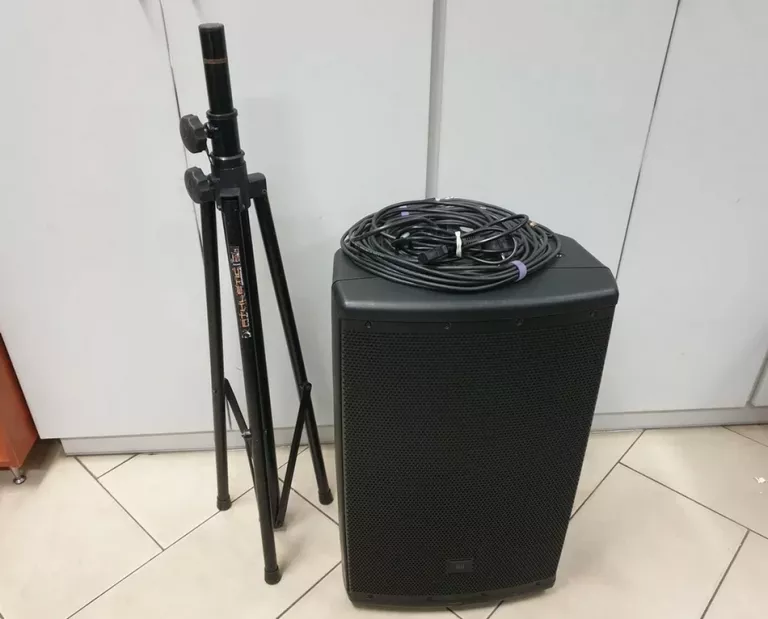 KOLUMNA ESTRADOWA AKTYWNA JBL EON 615 + STATYW