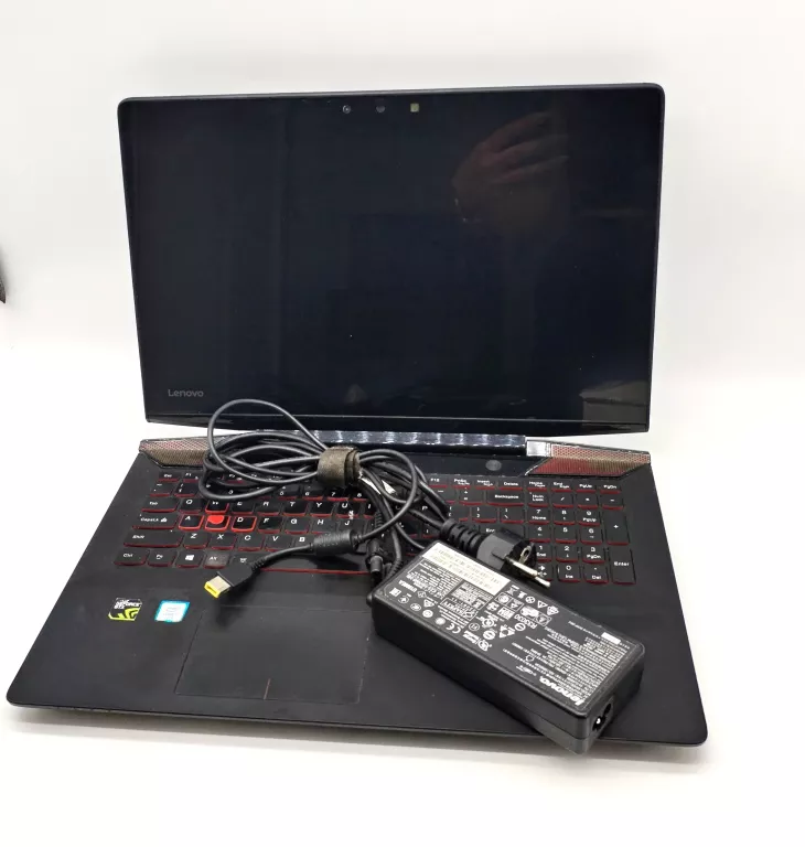 LAPTOP LENOVO IDEAPAD Y700 RAM 16GB,1TB SSD, I7 6700 X8