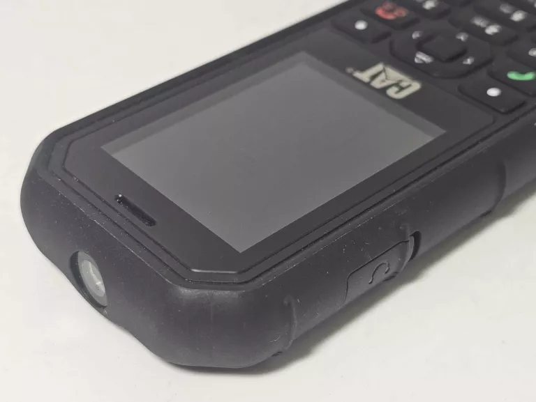 TELEFON CAT B26