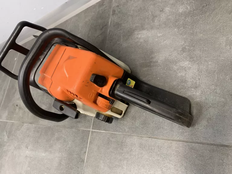PIŁA SPALINOWA STIHL 017