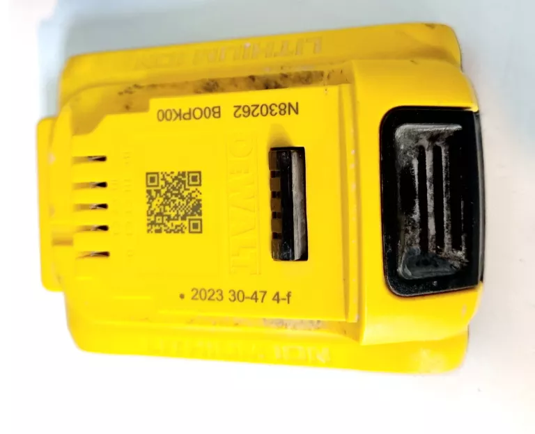 SZLIFIERKA KĄTOWA DEWALT DCG405 18V AKU 5.0AH+ 2AH Z ŁADOWARKĄ