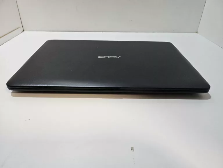 LAPTOP ASUS VIVO BOOK X543U 4GB/256GB INTELCORE I3 7TH
