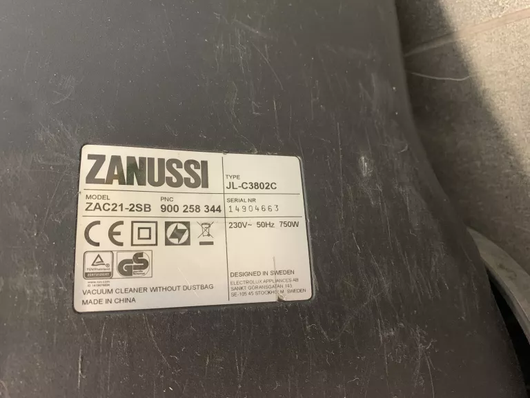 ODKURZACZ BEZWORKOWY ZANUSSI ZAC21-2SB
