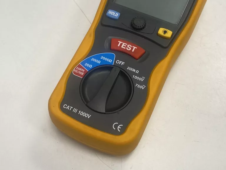MIERNIK REZYSTANCJI UZIEMIENIA ST-5300B