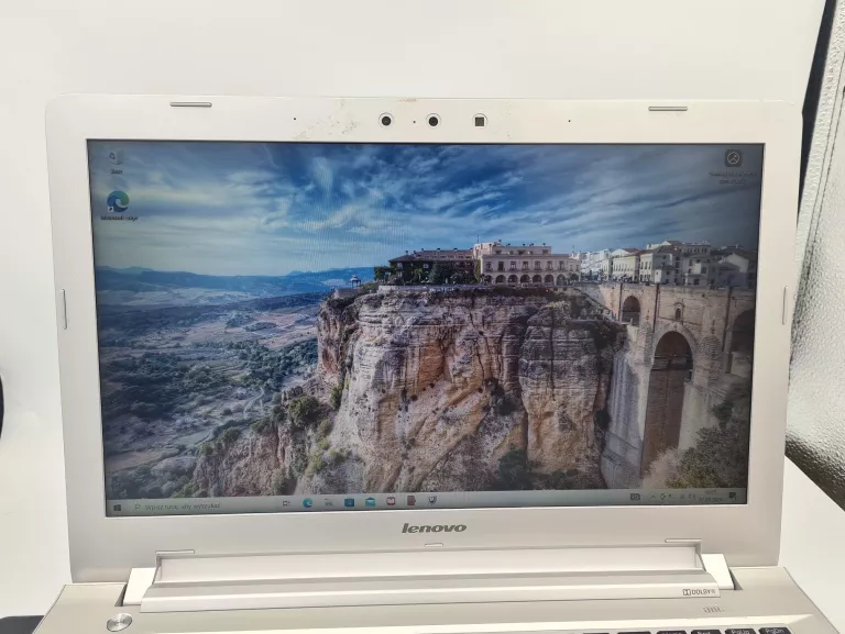 LAPTOP LENOVO Z51-70 I5-5200U 8GB RAM 1TB HDD OPIS