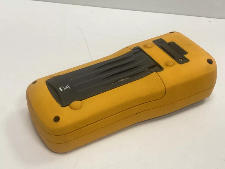 MIERNIK REZYSTANCJI UZIEMIENIA ST-5300B