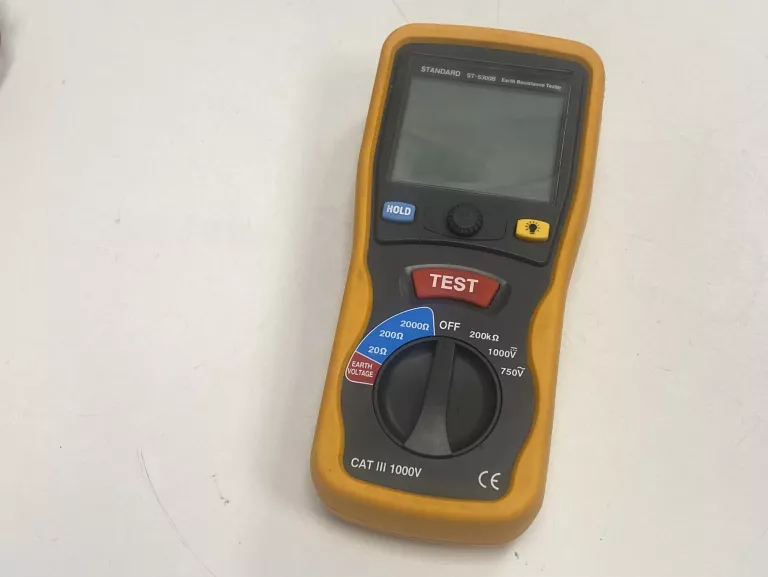 MIERNIK REZYSTANCJI UZIEMIENIA ST-5300B