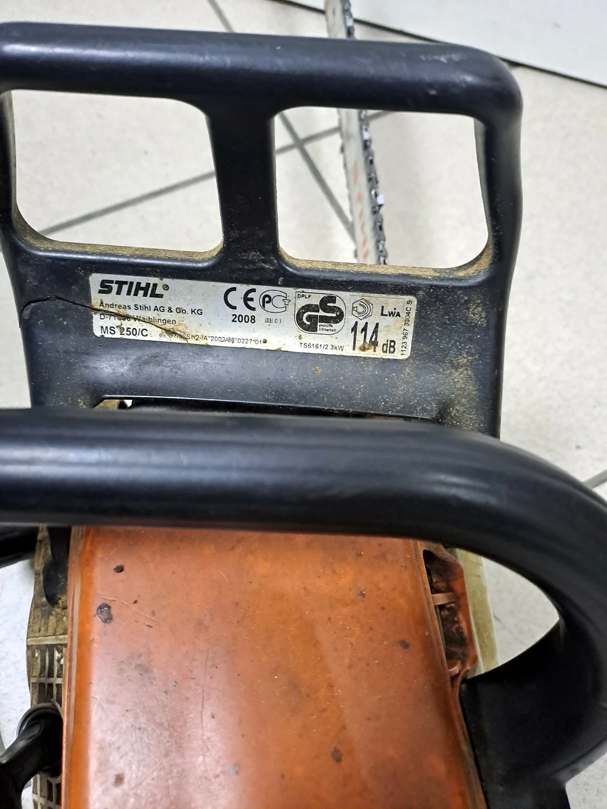 pila-spalinowa-stihl-ms-250-zasilanie-spalinowe