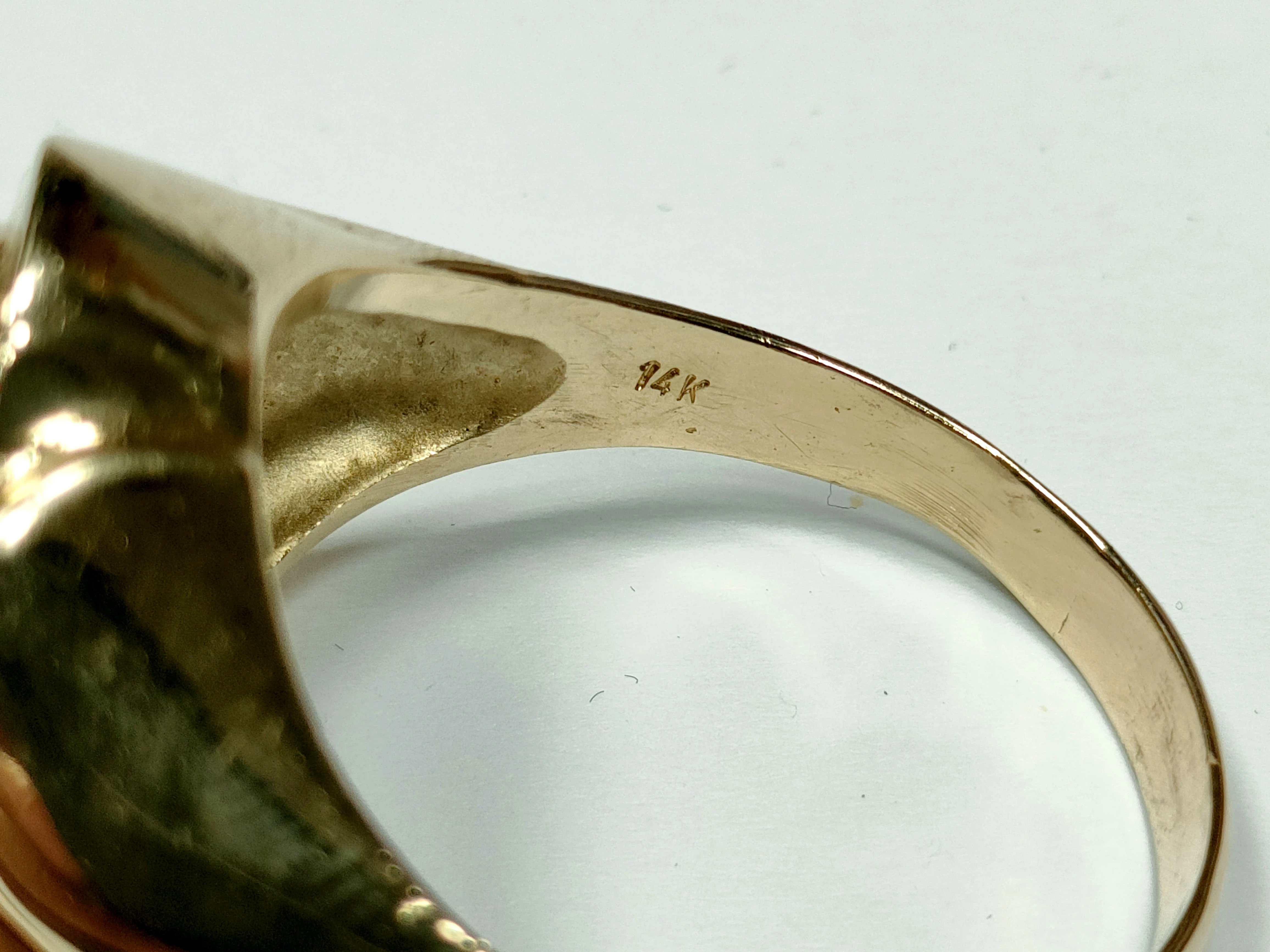 zloty-sygnet-z-onyxem-i-brylantem-1086-585-r27-rodzaj-2205-2