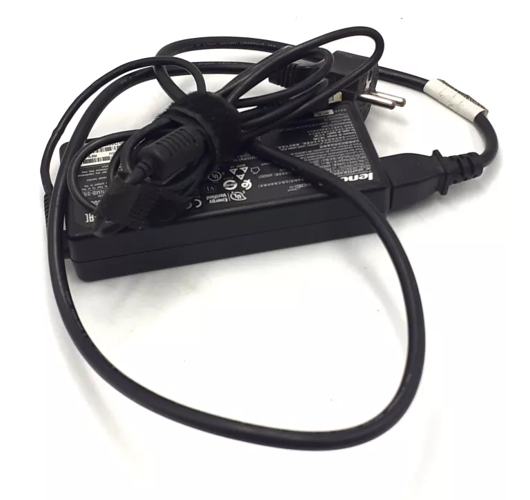 laptop-lenovo-legion-y520-15ikbm-i7-7700hq-80yy002gpb-8256gb-przekatna-ekranu-1730