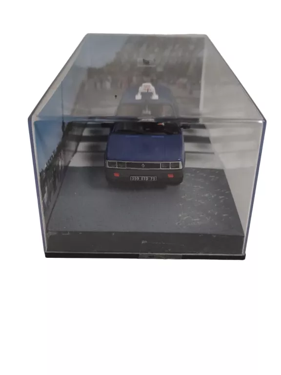 MODEL SAMOCHODU ALTAYA 1:43 RENAULT 11 JAMES BOND 007 A VIEW TO A KILL