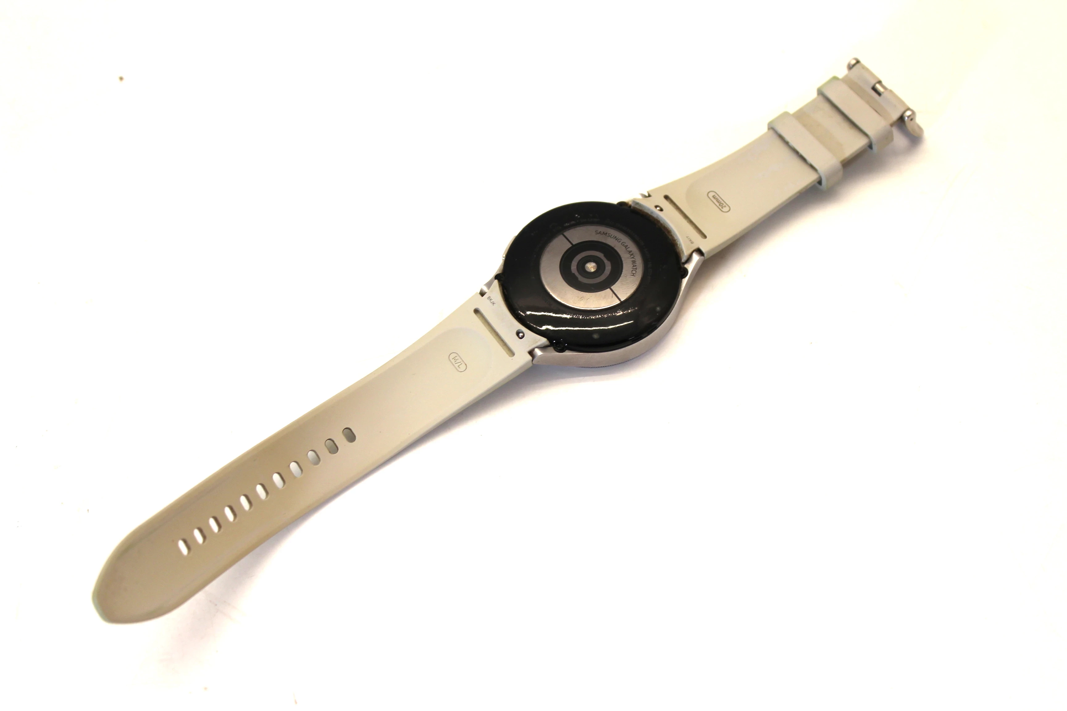 smartwatch-samsung-galaxy-watch4-classic-sm-r895f-model-249460-1680464