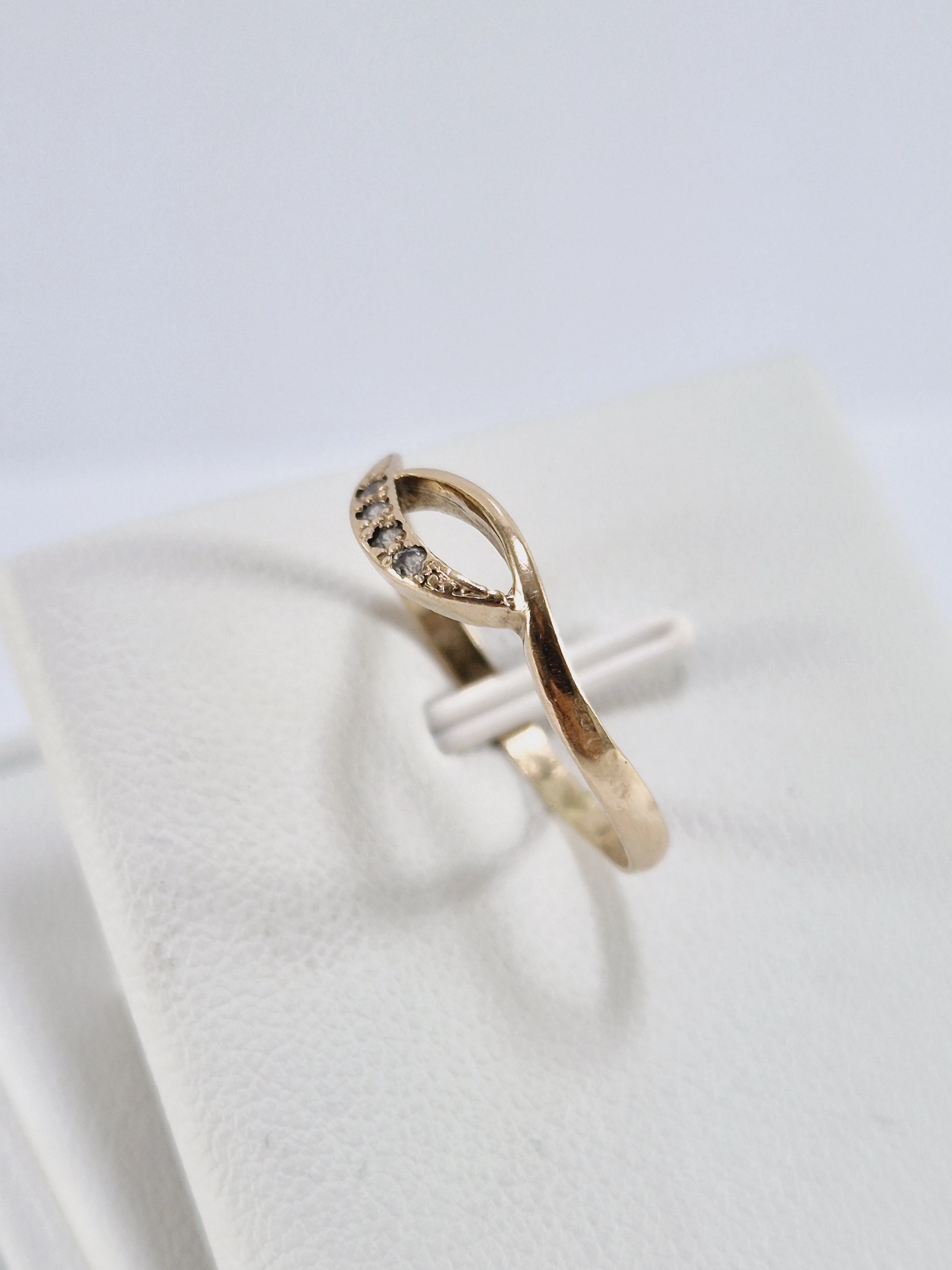 zloty-pierscionek-585-waga-136g-rozmiar-18-material-15835-2