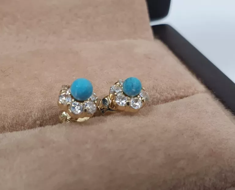 sliczne-zlote-kolczyki-585-090g-material-zloto