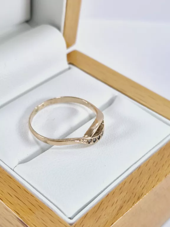 zloty-pierscionek-585-waga-136g-rozmiar-18-glogowska-35a-poznan-ska-x