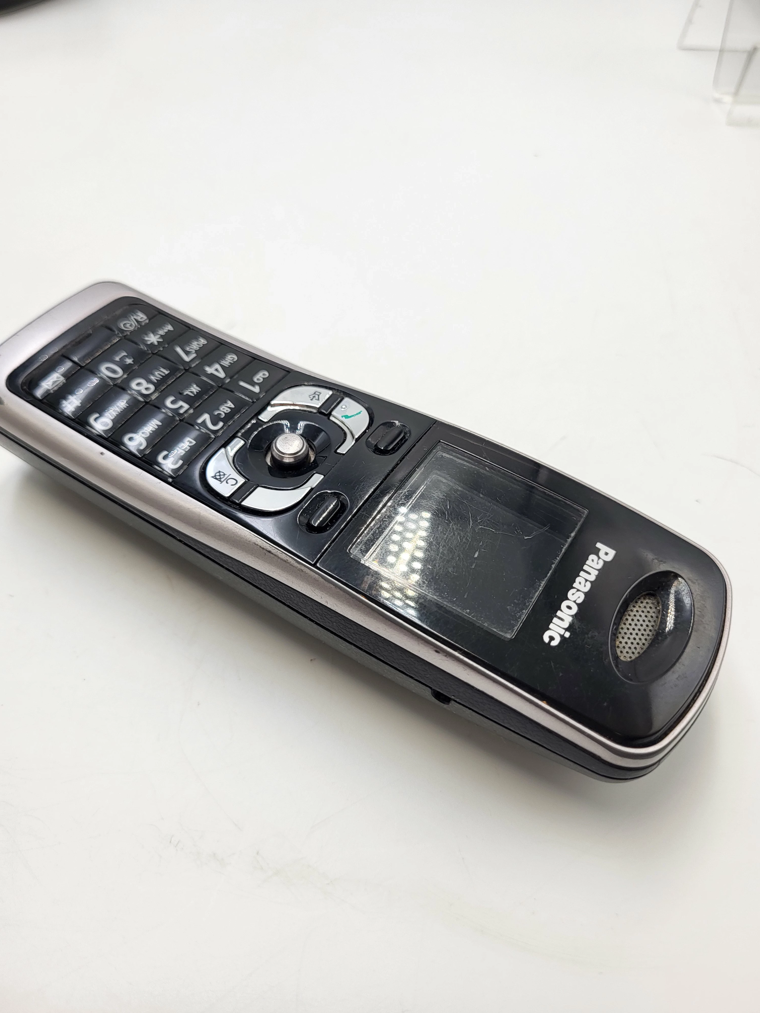 telefon-stacjonarny-panasonic-kx-tw201-z-gniazdem-sim-kod-producenta-kx-tw201pdba