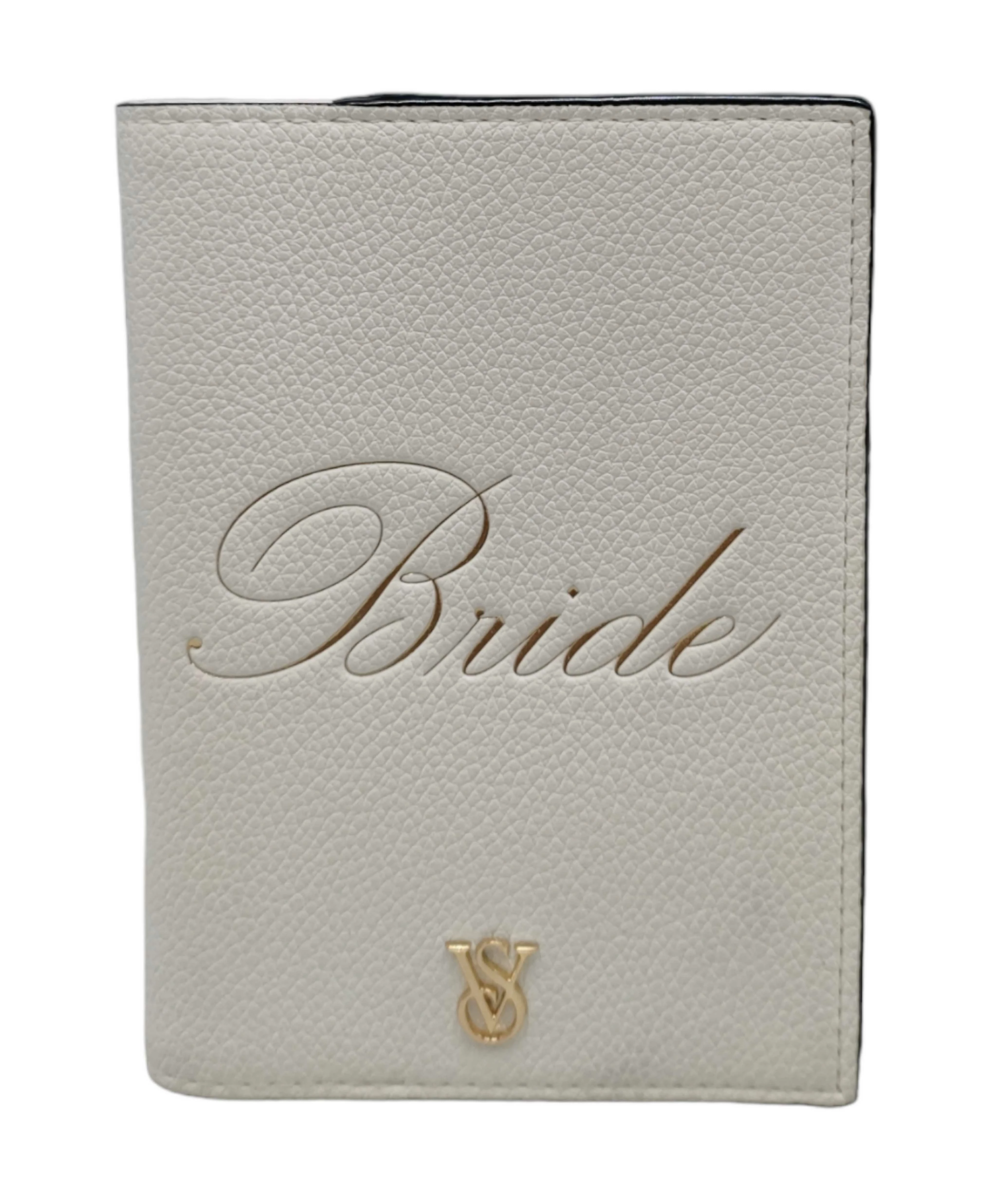 etui-na-paszport-victoria-secret-gorczewska-97-sc-warszawa