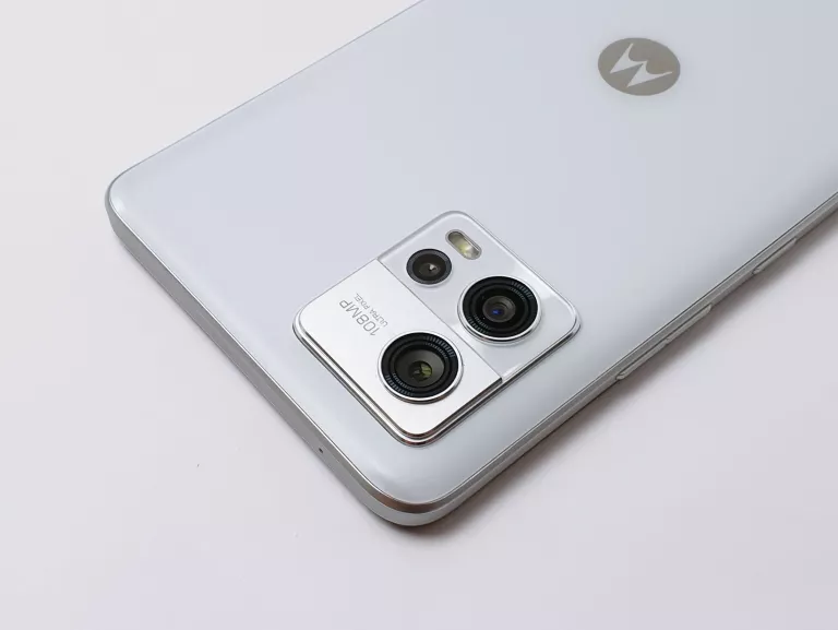 TELEFON MOTOROLA MOTO G72 8/128GB