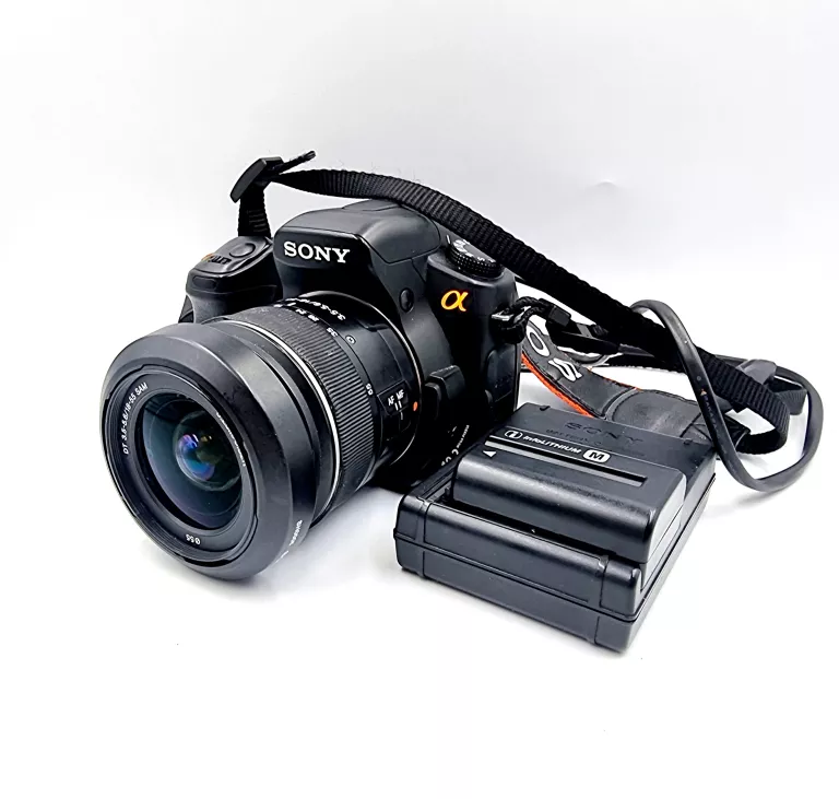 SONY ALPHA 200 BODY + OBIEKTYW ŁADOWARKA
