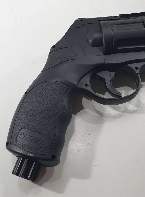 rewolwer-co2-ram-combat-hdr-50-t4epud-opis-maksymalna-energia-kinetyczna-170